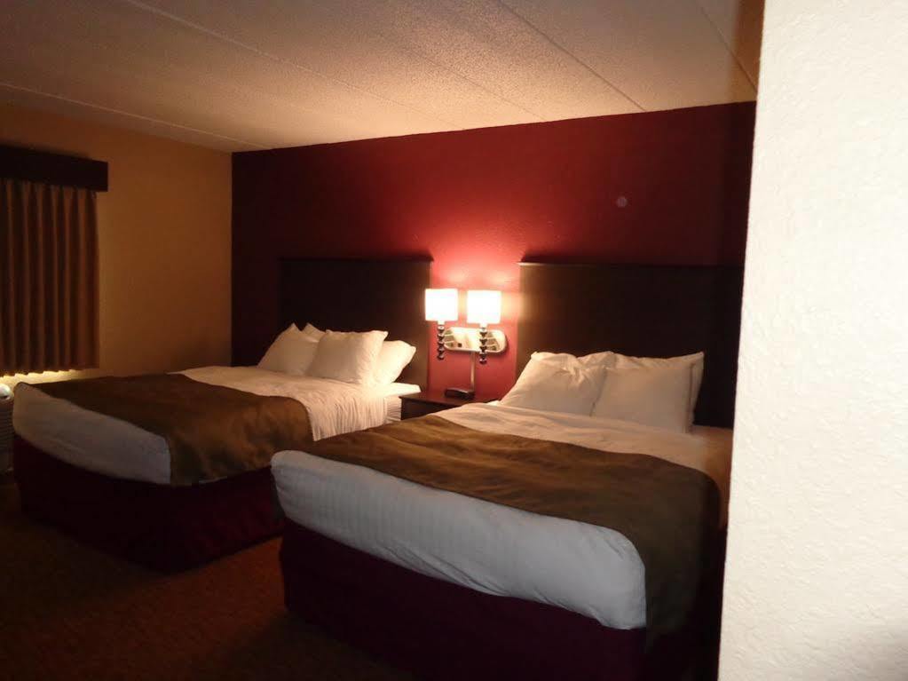Americinn By Wyndham Osceola Kültér fotó